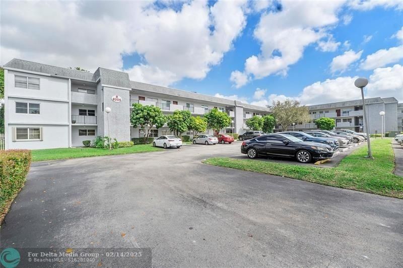 8205 NW 61st Street, Unit B305, Tamarac, FL 33321 Photo