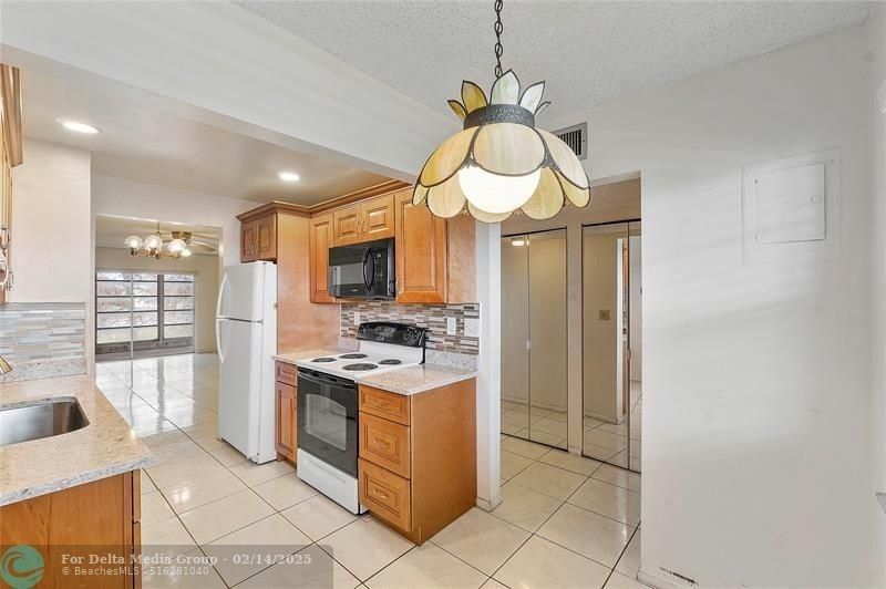 8205 NW 61st Street, Unit B305, Tamarac, FL 33321 Photo