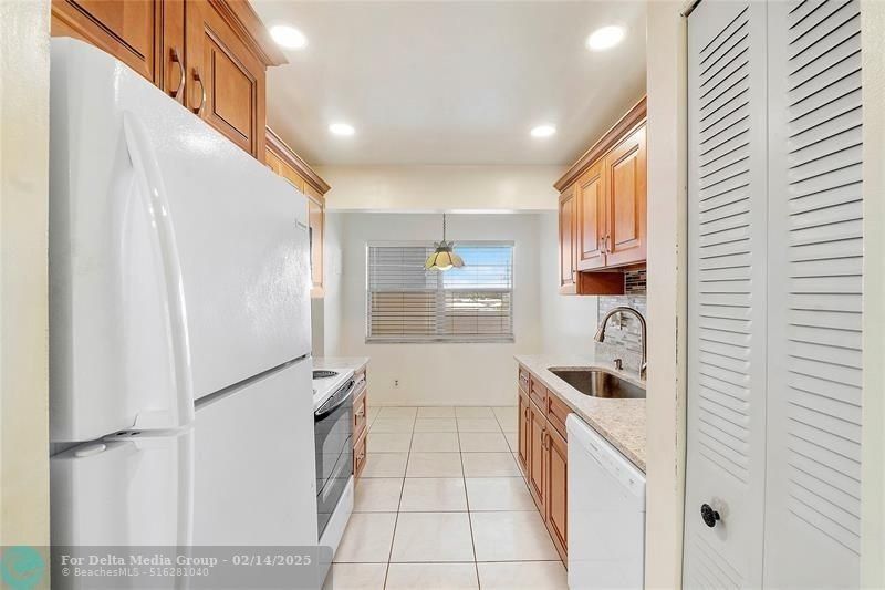 8205 NW 61st Street, Unit B305, Tamarac, FL 33321 Photo