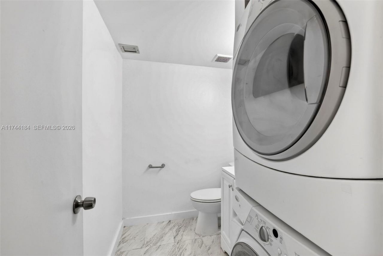4174 Inverrary Drive, Unit 706, Lauderhill, FL 33319 Photo
