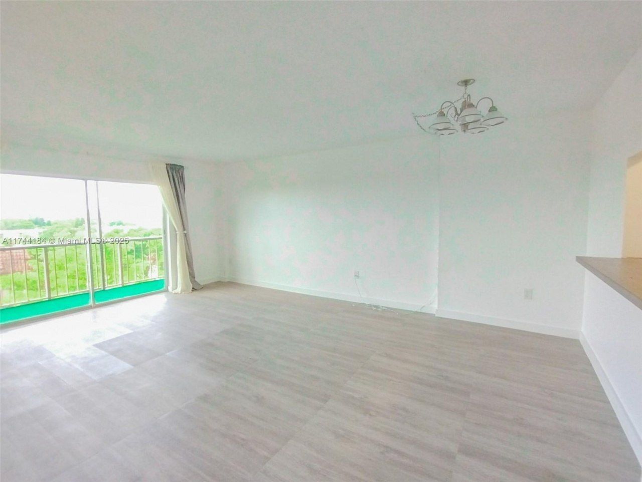 4174 Inverrary Drive, Unit 706, Lauderhill, FL 33319 Photo