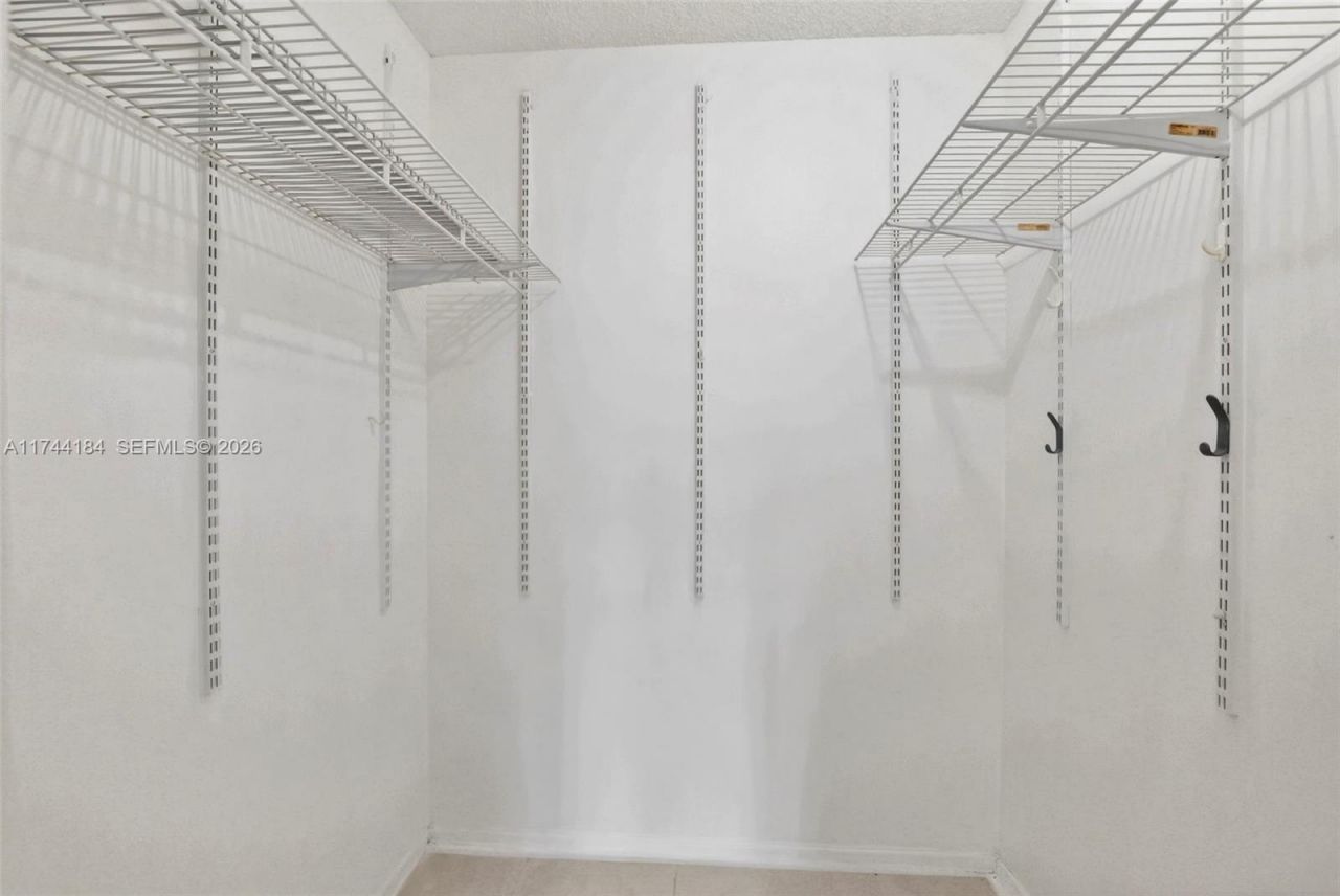 4174 Inverrary Drive, Unit 706, Lauderhill, FL 33319 Photo