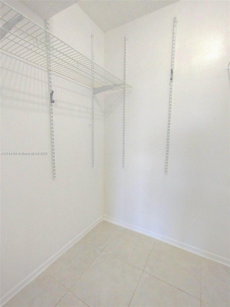 4174 Inverrary Drive, Unit 706, Lauderhill, FL 33319 Photo