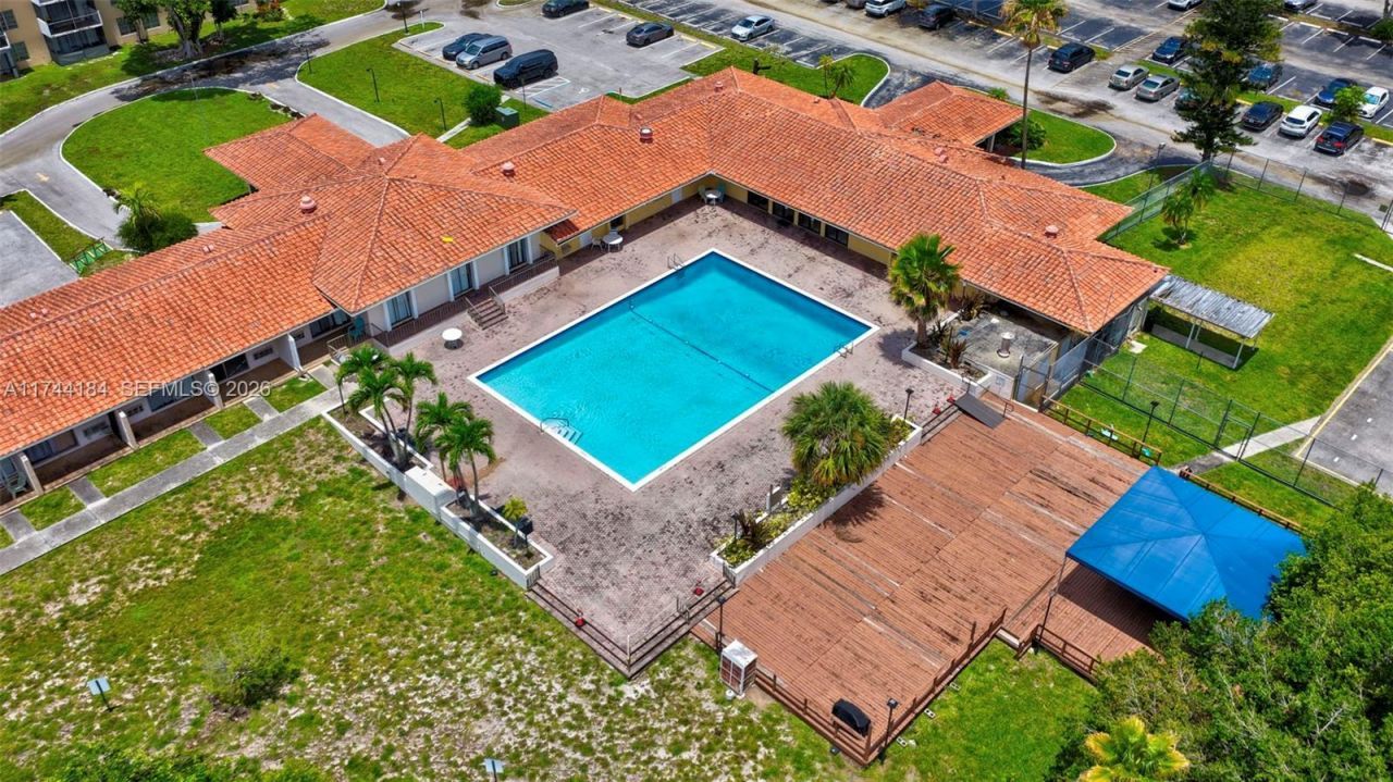 4174 Inverrary Drive, Unit 706, Lauderhill, FL 33319 Photo