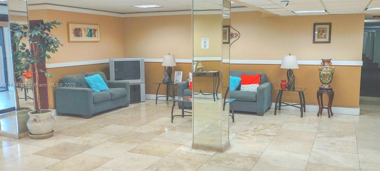 4174 Inverrary Drive, Unit 706, Lauderhill, FL 33319 Photo