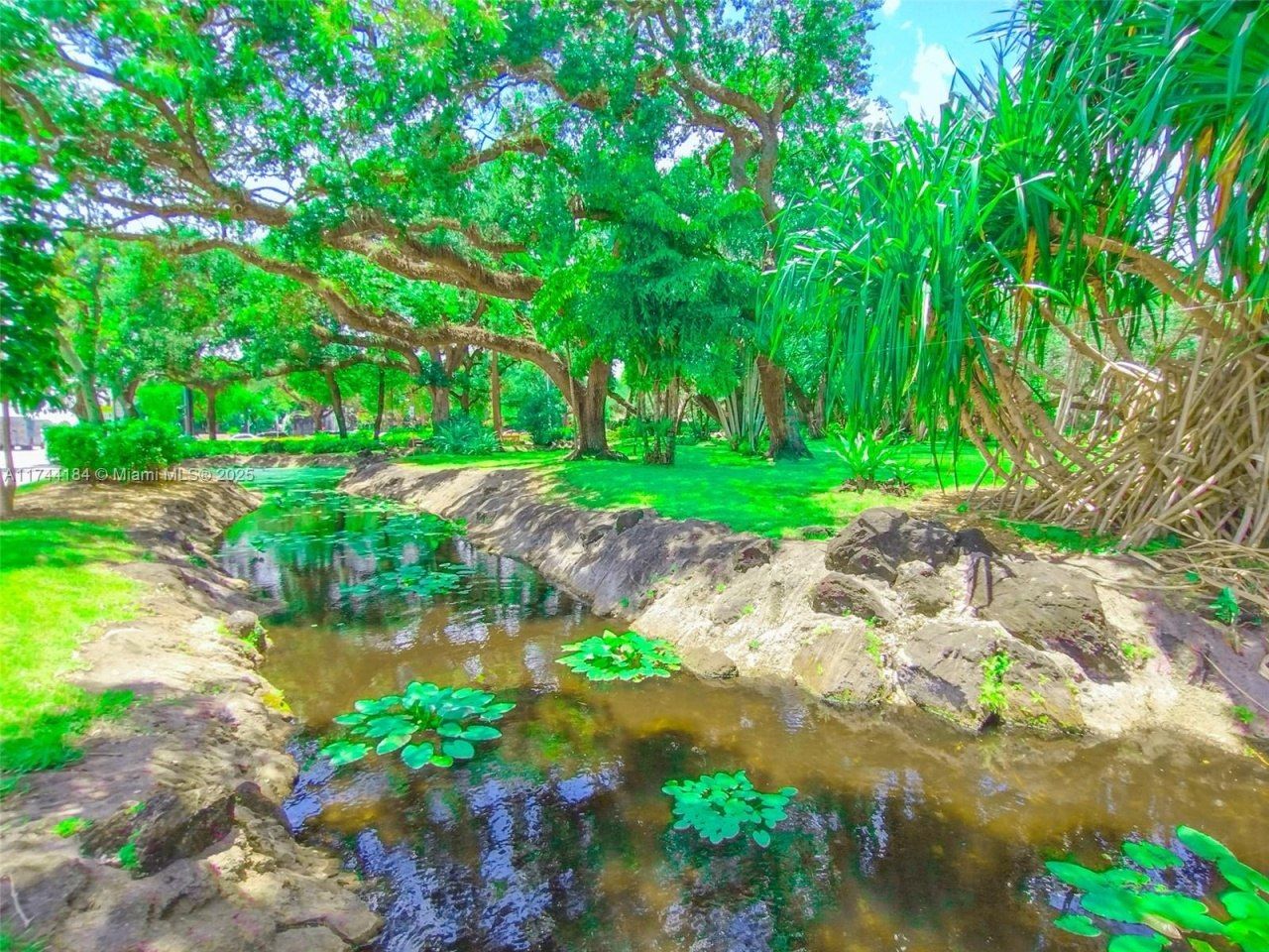 4174 Inverrary Drive, Unit 706, Lauderhill, FL 33319 Photo