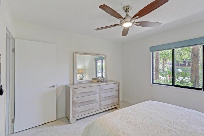 901 Seafarer Circle, Unit 105, Jupiter, FL 33477 Photo