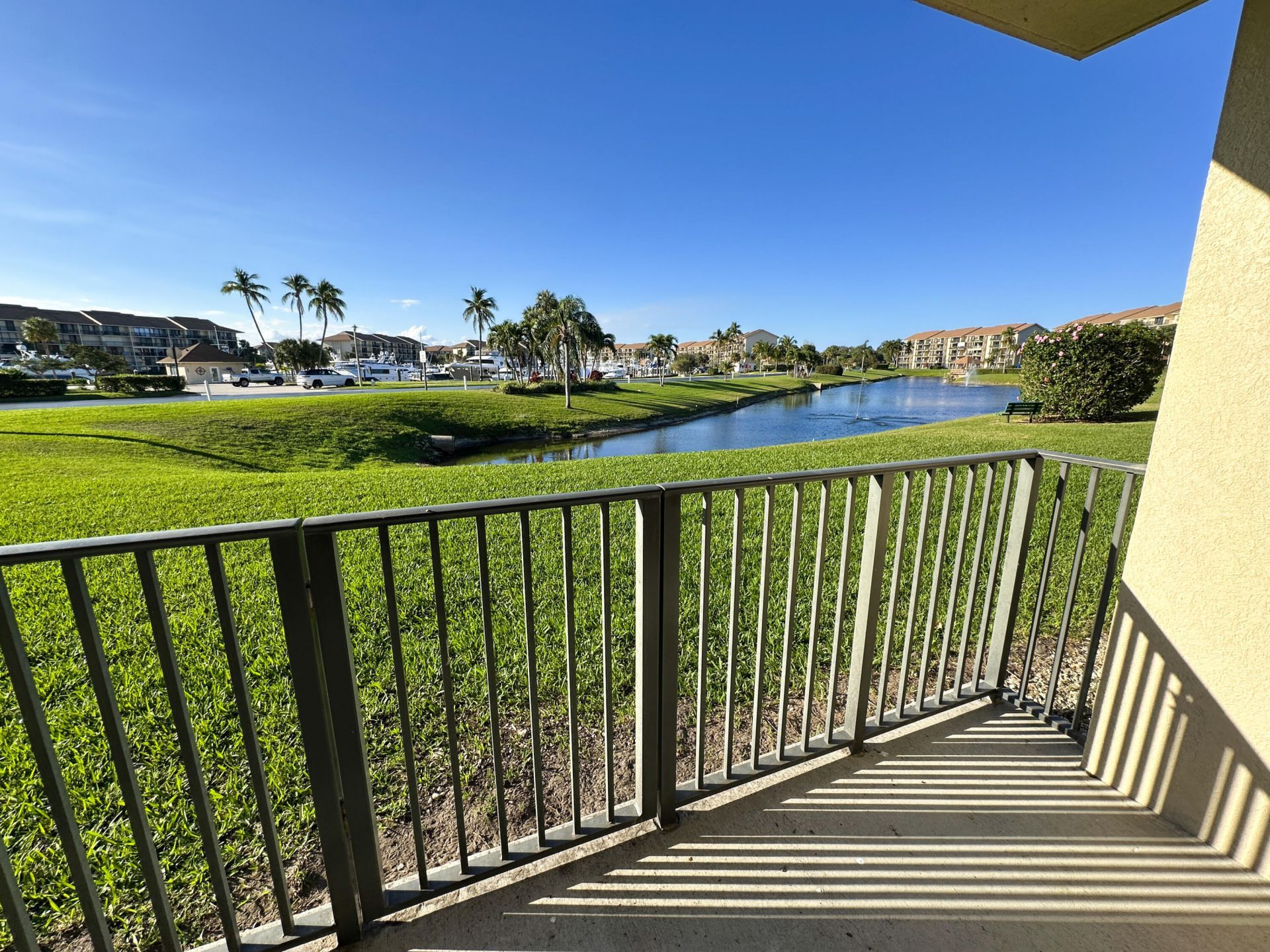 901 Seafarer Circle, Unit 105, Jupiter, FL 33477 Photo