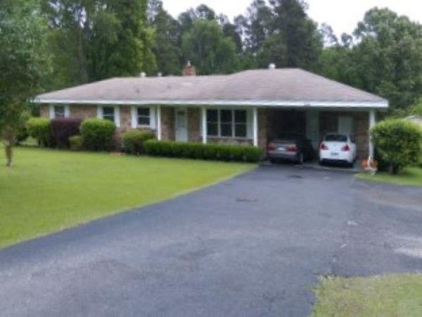 23 Pine Dr, Malvern, AR 72104