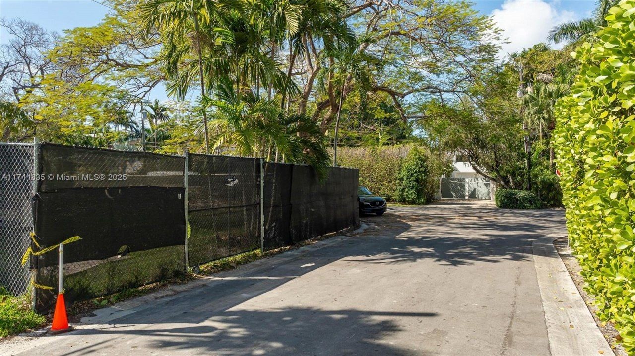 315 W San Marino Dr, Miami Beach, FL 33139 Photo