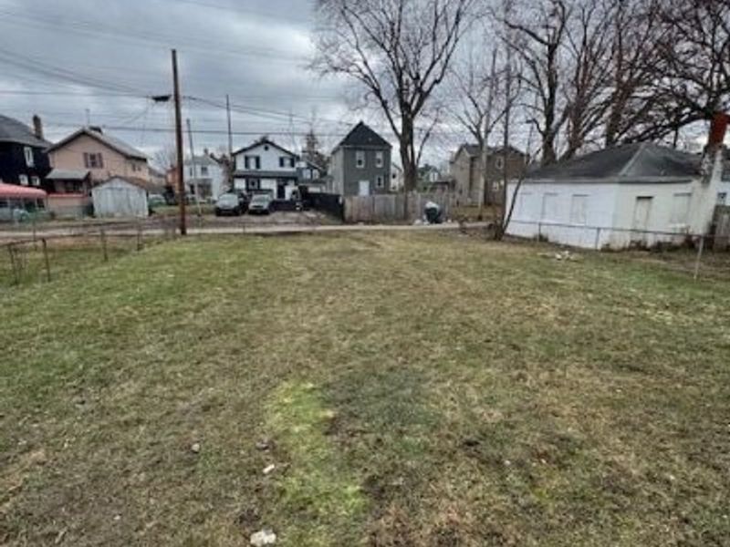 200 Dana Avenue, Columbus, OH 43223 Photo 3