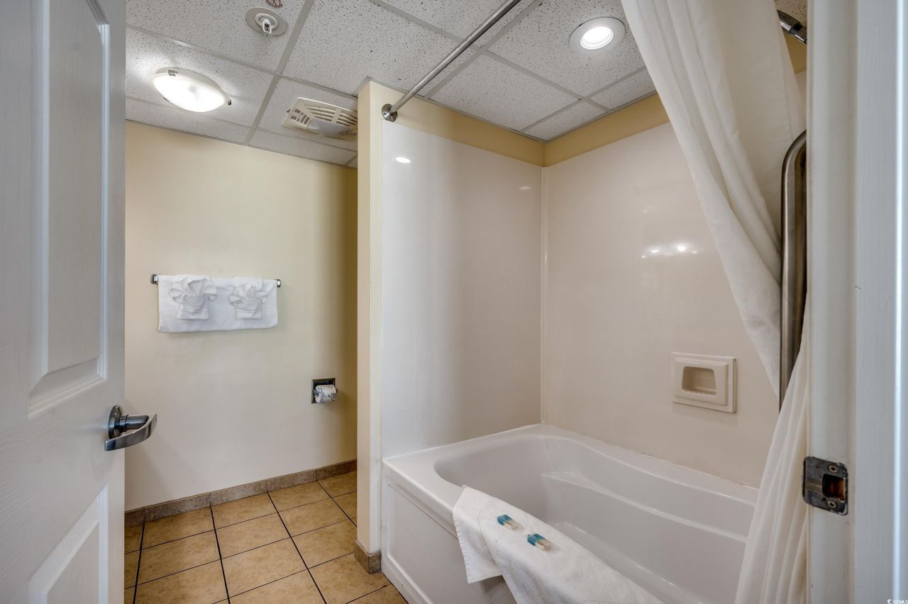 2501 S Ocean Blvd. Photo 22