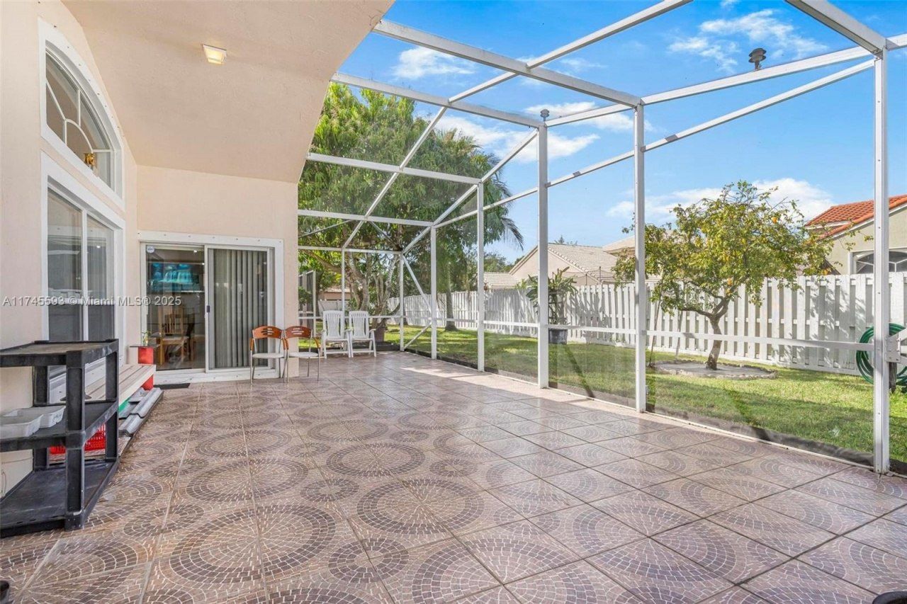 13275 NW 15th St, Pembroke Pines, FL 33028 Photo