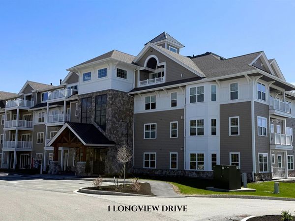 1 Longview Drive, Unit 306, Atkinson, NH 03811
