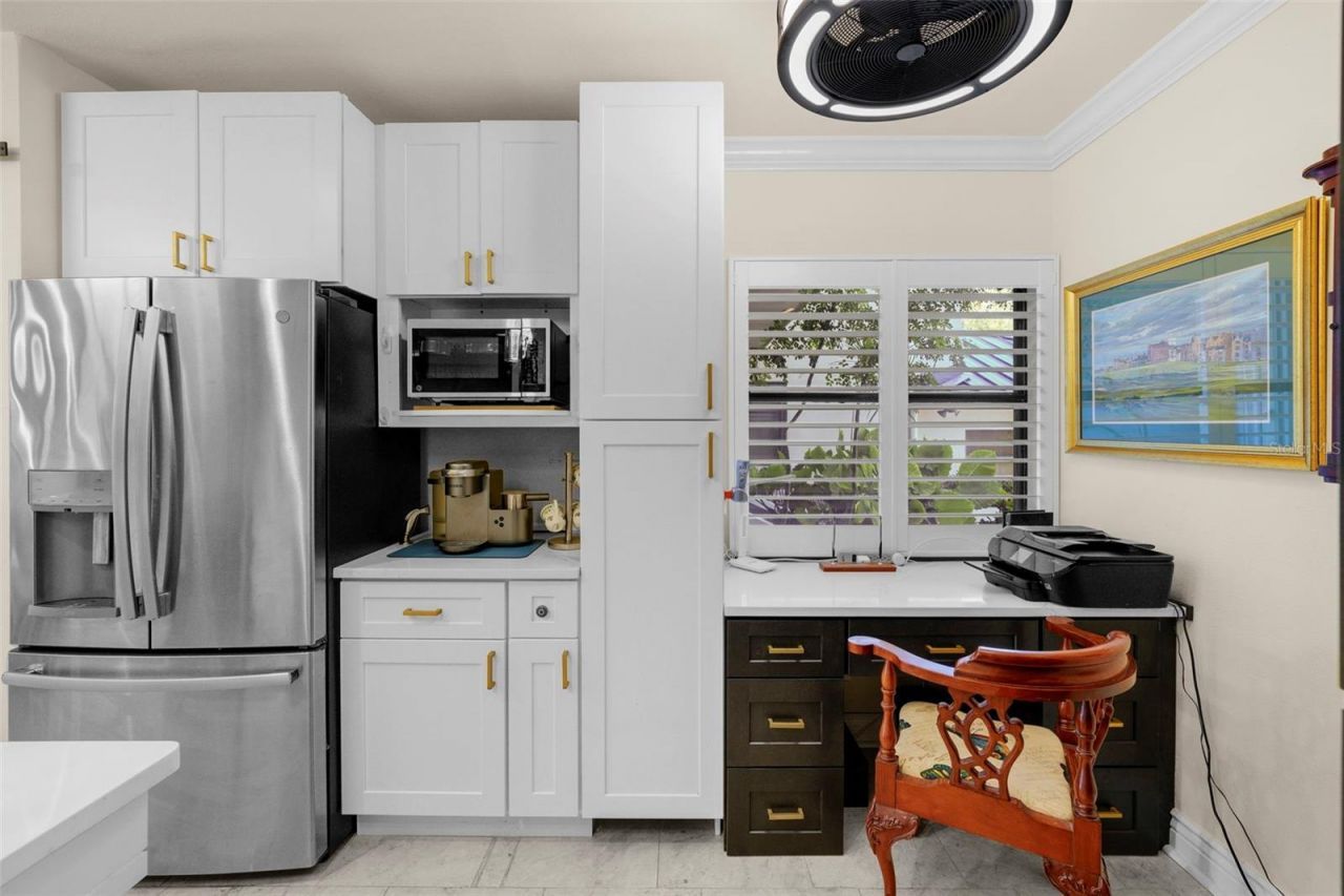 1661 Watermark Circle Ne, Unit C, Saint Petersburg, FL 33702 Photo