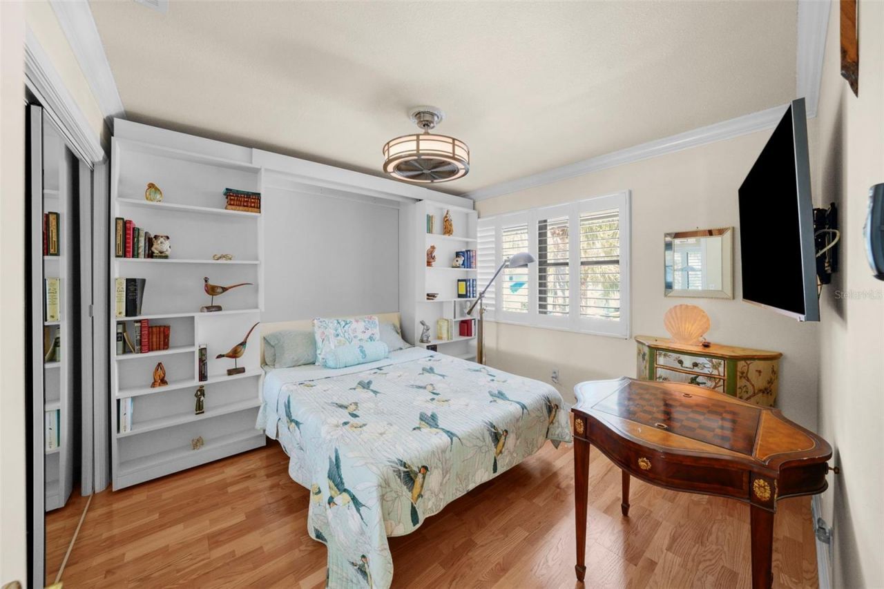 1661 Watermark Circle Ne, Unit C, Saint Petersburg, FL 33702 Photo