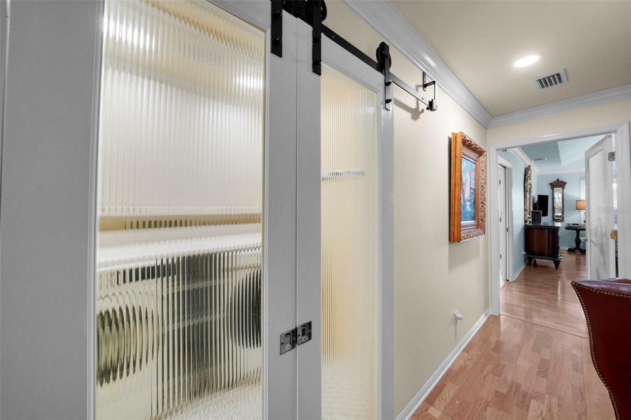 1661 Watermark Circle Ne, Unit C, Saint Petersburg, FL 33702 Photo