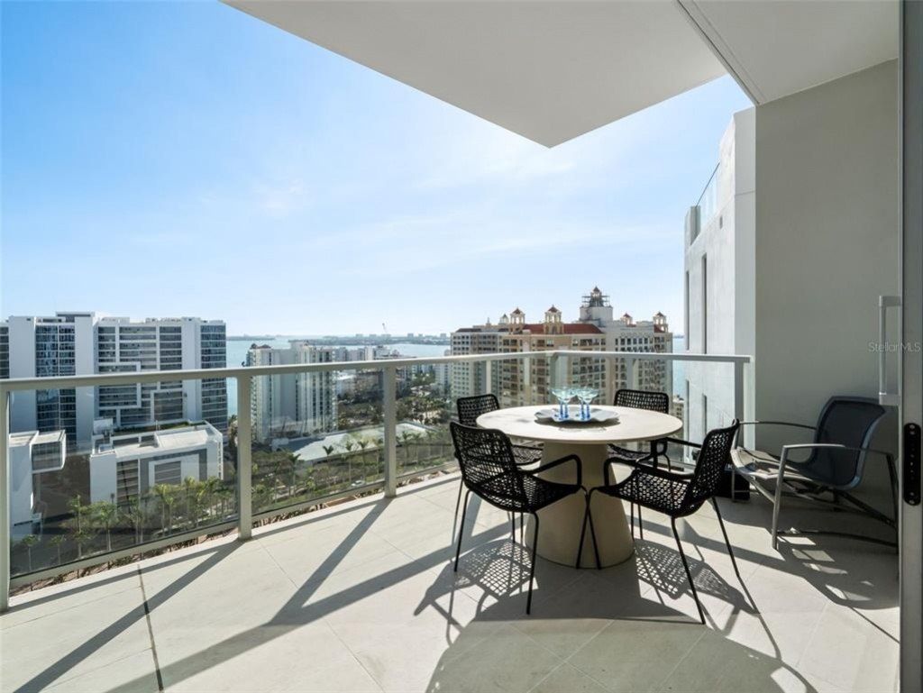 301 Quay Commons, Unit 1809, Sarasota, FL 34236 Photo