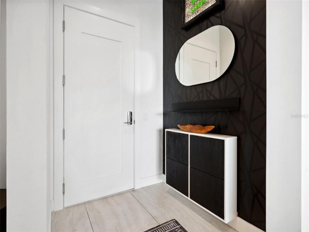 301 Quay Commons, Unit 1809, Sarasota, FL 34236 Photo