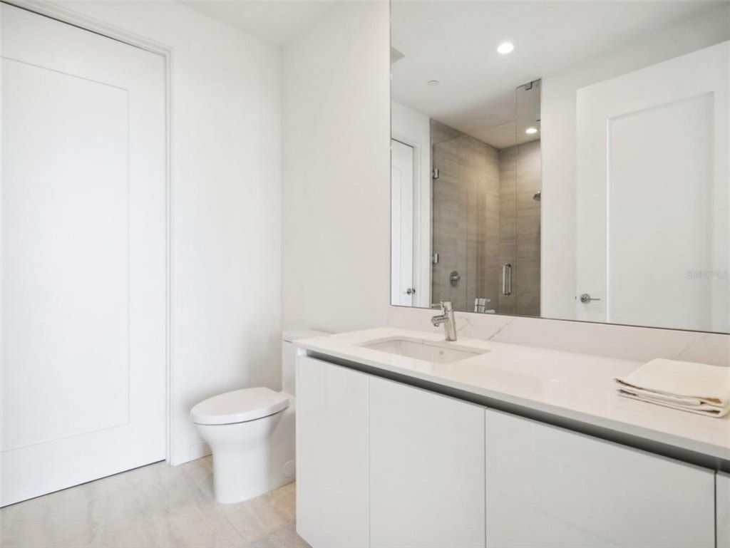 301 Quay Commons, Unit 1809, Sarasota, FL 34236 Photo