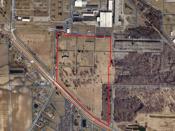 5225 W Lakeshore Drive, Port Clinton, OH 43452