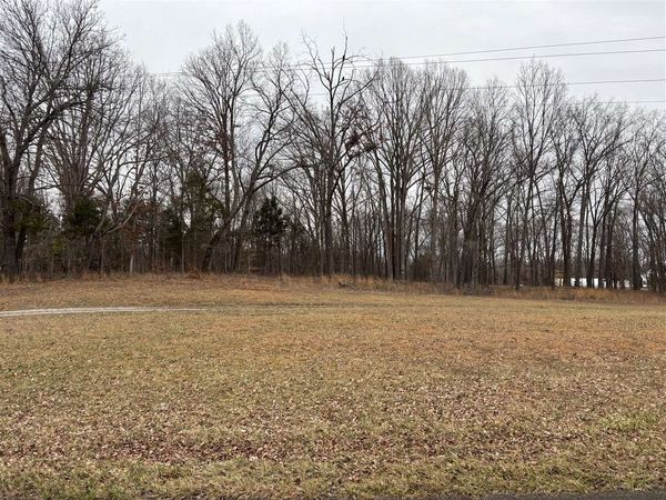 5306 Bowling Green Road, Scottsville, KY 42164