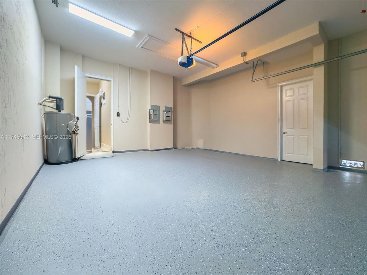 920 Captiva Dr, Hollywood, FL 33019 Photo