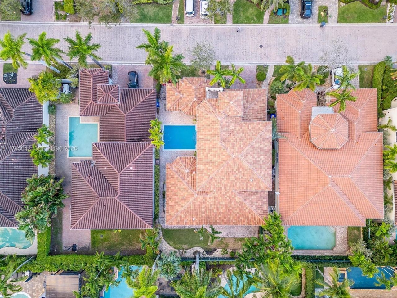 920 Captiva Dr, Hollywood, FL 33019 Photo