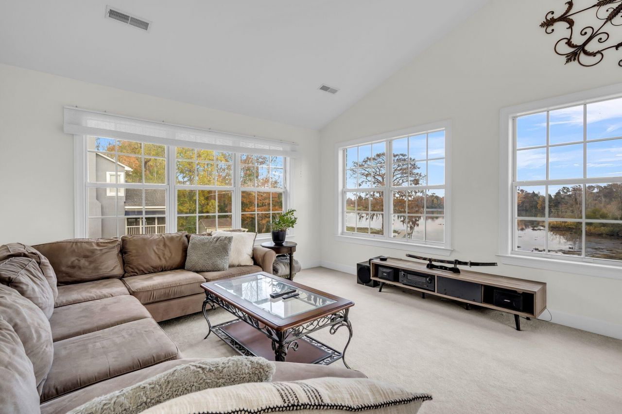 1106 Mccrae Drive Photo 57