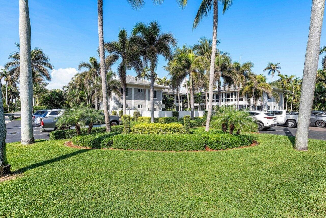 200 Andrews Avenue, Unit 4, Delray Beach, FL 33483 Photo