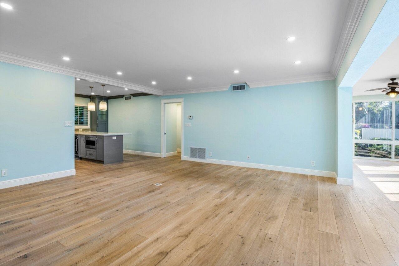 200 Andrews Avenue, Unit 4, Delray Beach, FL 33483 Photo