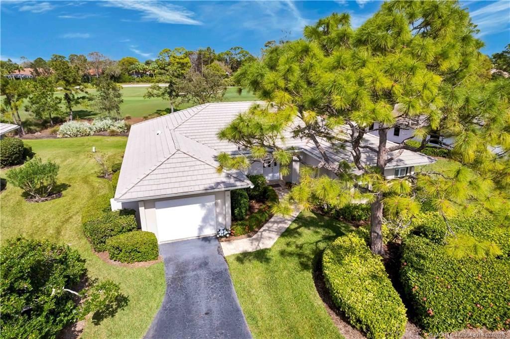 2102 NW Greenbriar Lane, Palm City, FL 34990 Photo