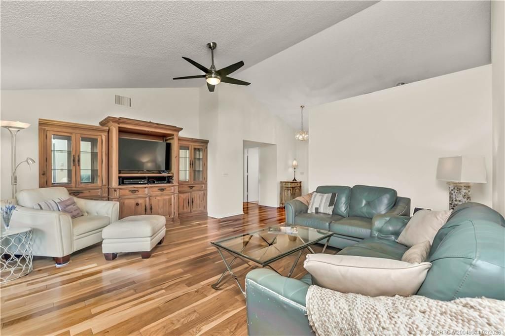 2102 NW Greenbriar Lane, Palm City, FL 34990 Photo