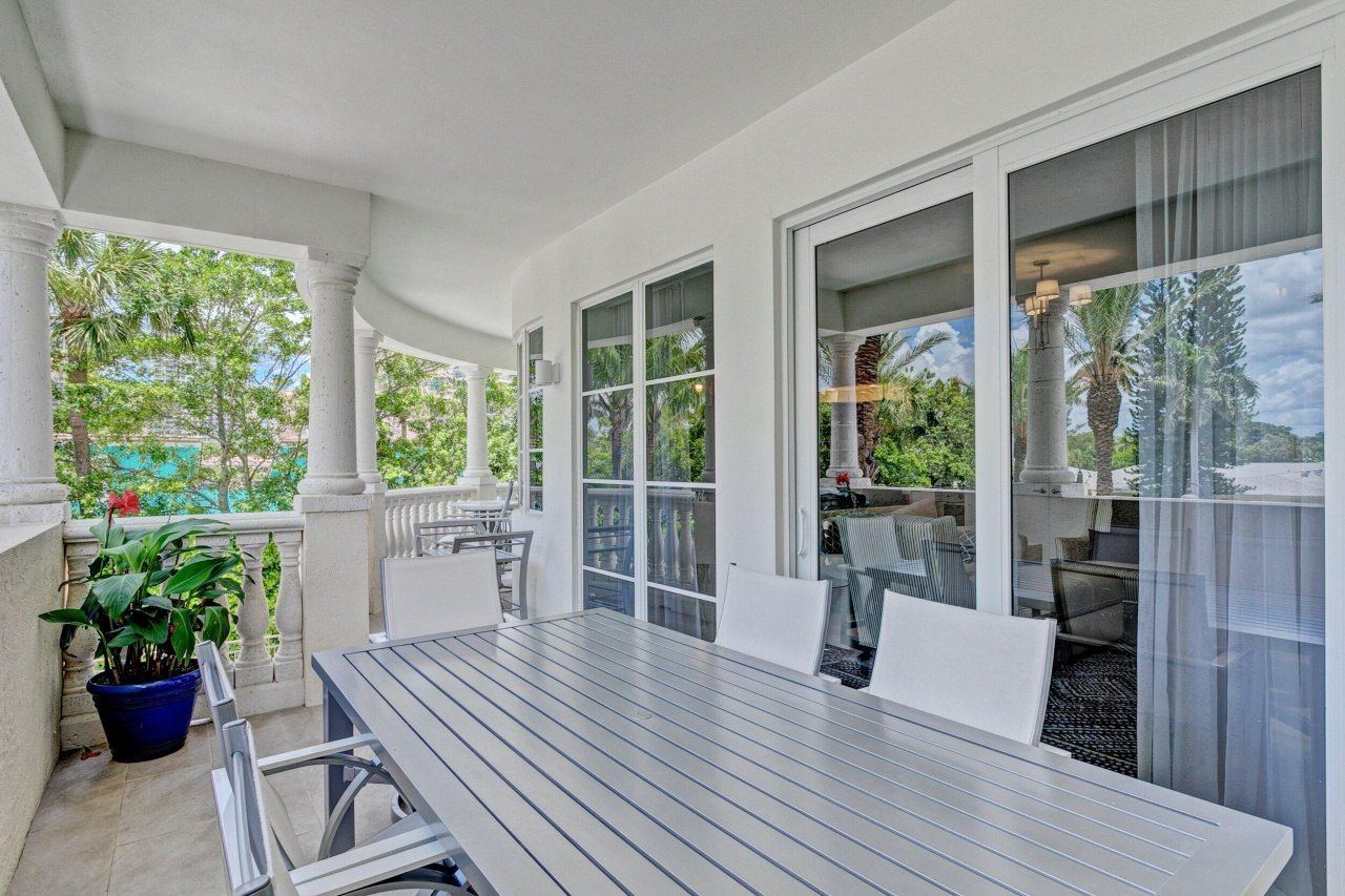 155 S Ocean Avenue, Unit 205, Palm Beach Shores, FL 33404 Photo