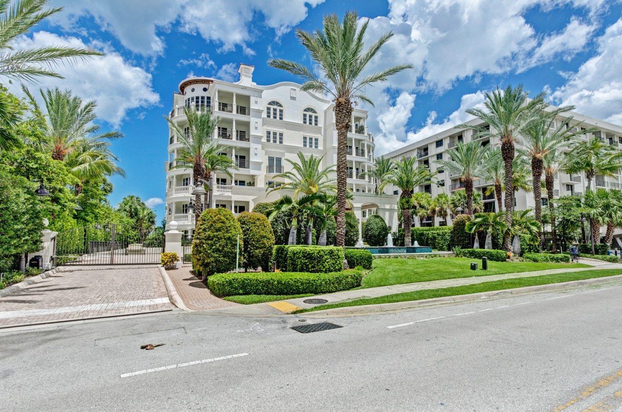 155 S Ocean Avenue, Unit 205, Palm Beach Shores, FL 33404 Photo