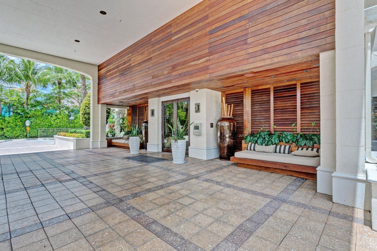 155 S Ocean Avenue, Unit 205, Palm Beach Shores, FL 33404 Photo