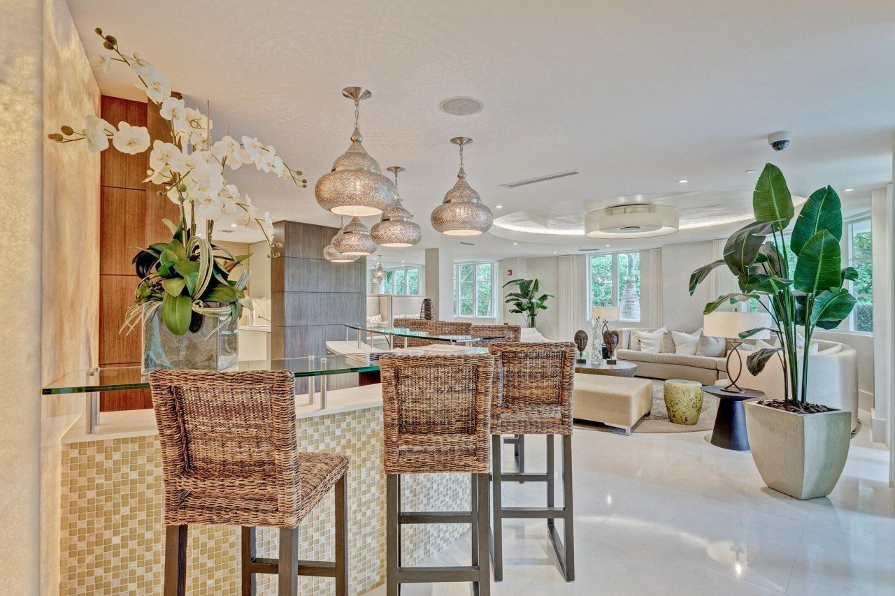 155 S Ocean Avenue, Unit 205, Palm Beach Shores, FL 33404 Photo