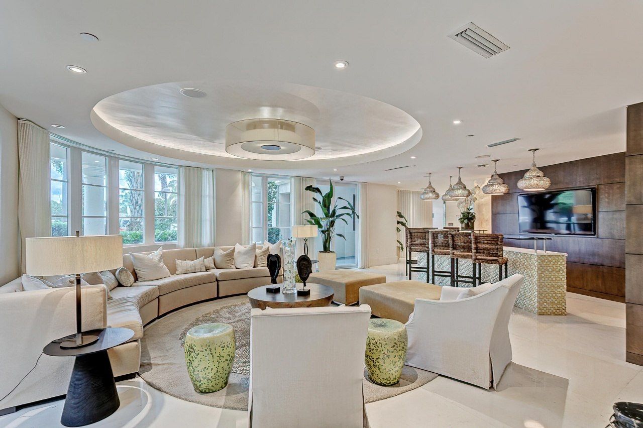 155 S Ocean Avenue, Unit 205, Palm Beach Shores, FL 33404 Photo