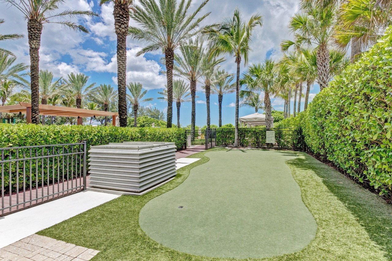 155 S Ocean Avenue, Unit 205, Palm Beach Shores, FL 33404 Photo