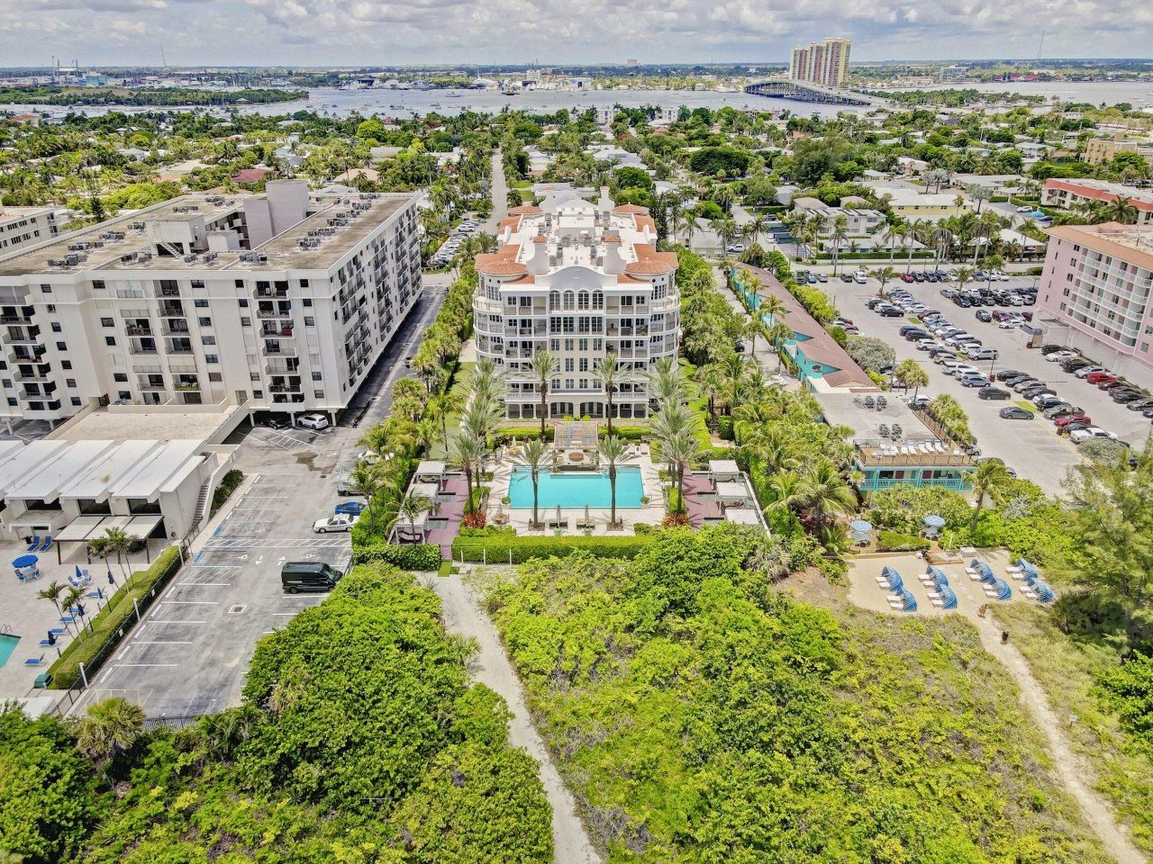 155 S Ocean Avenue, Unit 205, Palm Beach Shores, FL 33404 Photo