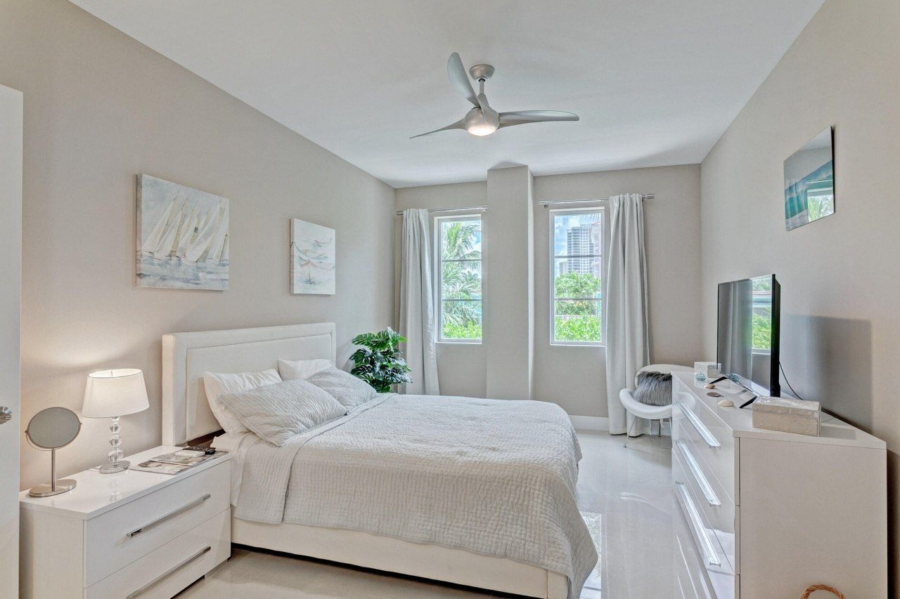 155 S Ocean Avenue, Unit 205, Palm Beach Shores, FL 33404 Photo