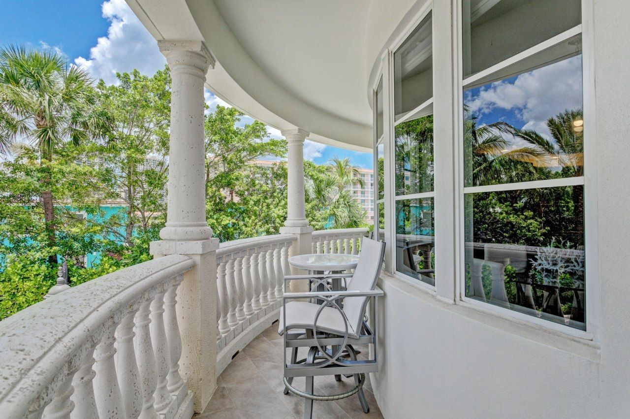 155 S Ocean Avenue, Unit 205, Palm Beach Shores, FL 33404 Photo