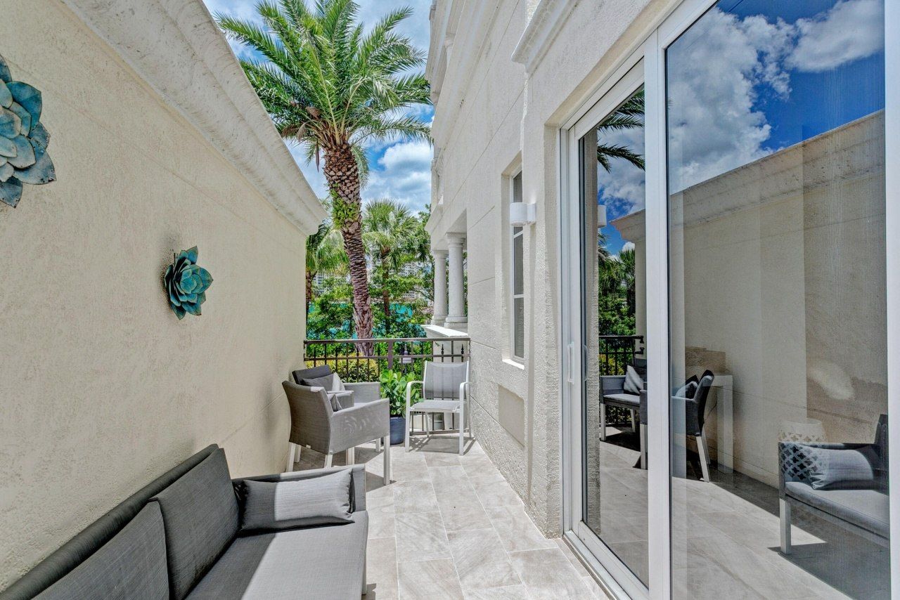 155 S Ocean Avenue, Unit 205, Palm Beach Shores, FL 33404 Photo