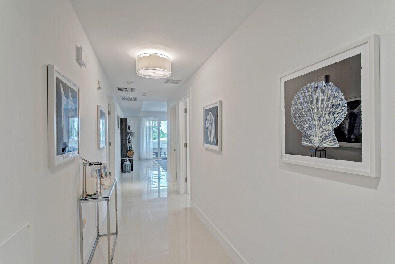 155 S Ocean Avenue, Unit 205, Palm Beach Shores, FL 33404 Photo