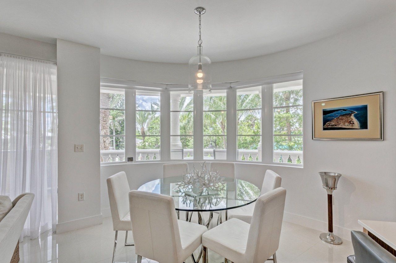 155 S Ocean Avenue, Unit 205, Palm Beach Shores, FL 33404 Photo