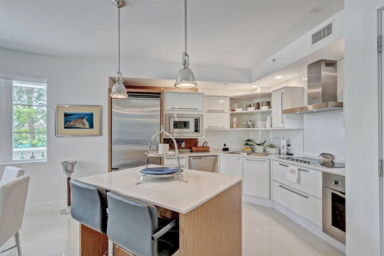 155 S Ocean Avenue, Unit 205, Palm Beach Shores, FL 33404 Photo