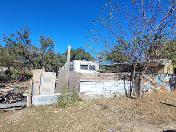 126 VIEWPOINT, Poteet, TX 78065