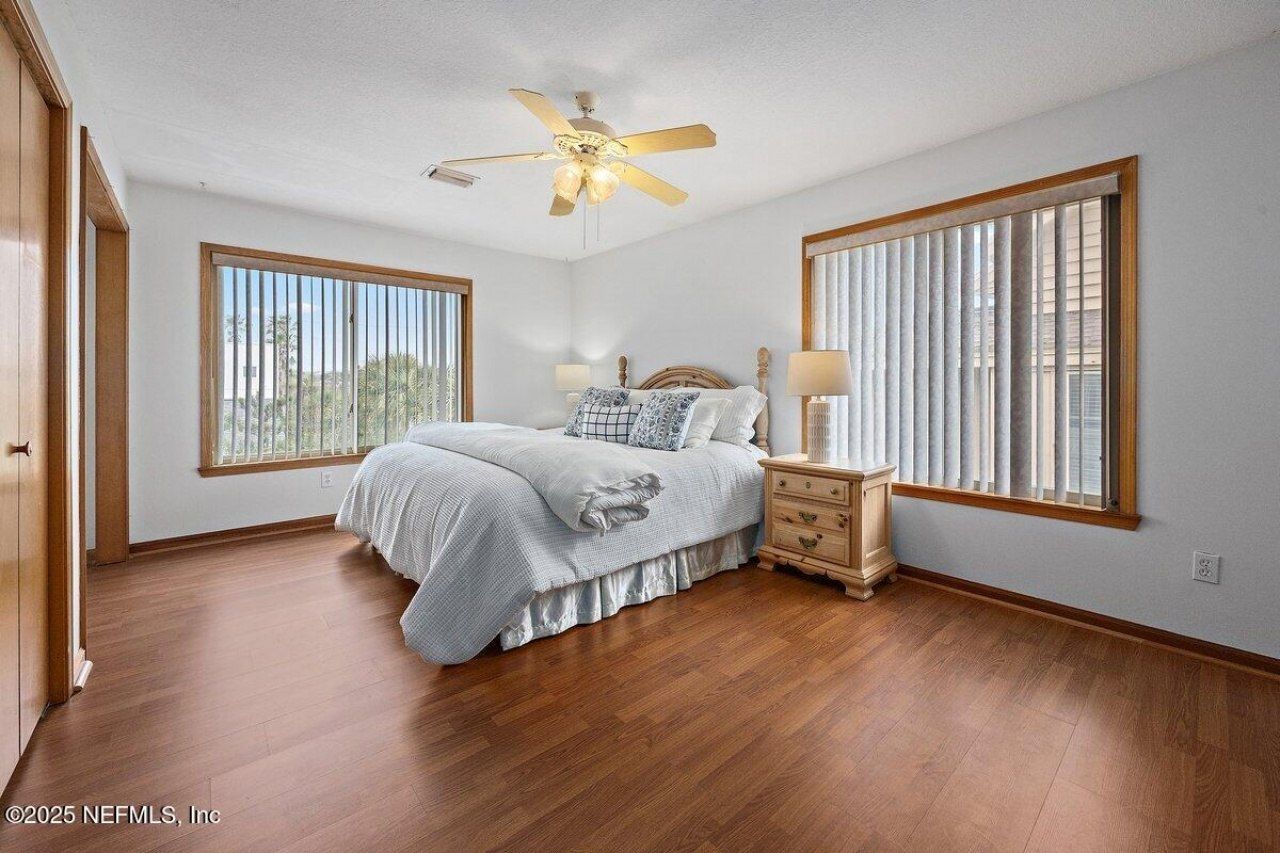 1879 Beach Avenue, Atlantic Beach, FL 32233 Photo