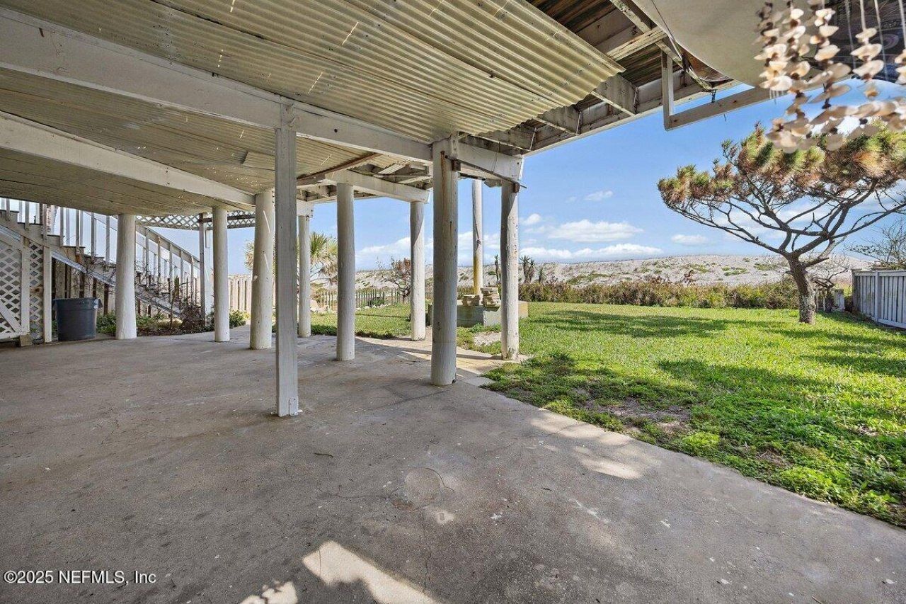 1879 Beach Avenue, Atlantic Beach, FL 32233 Photo