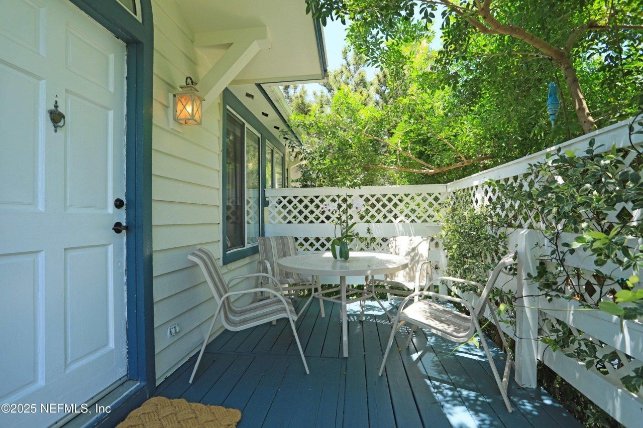 1879 Beach Avenue, Atlantic Beach, FL 32233 Photo